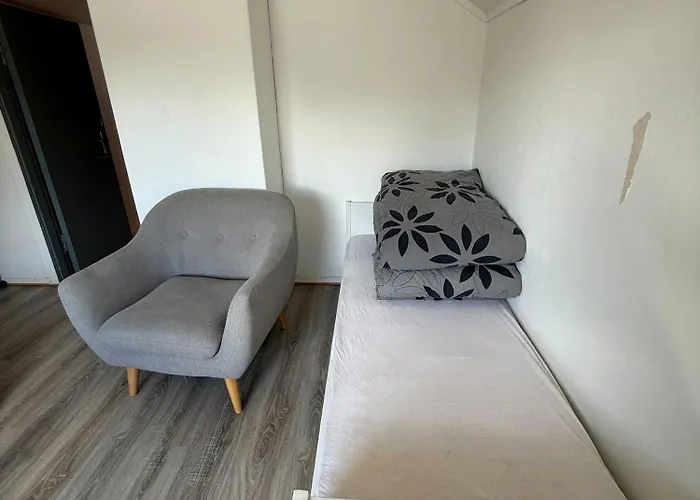 - Loft With Private Bathroom 翁达尔斯内斯